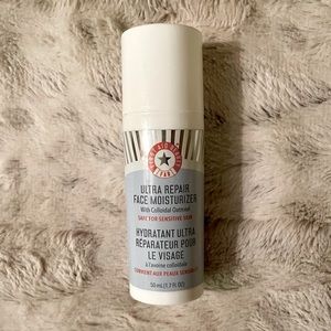 First Aid Beauty Ultra Repair Face Moisturizer